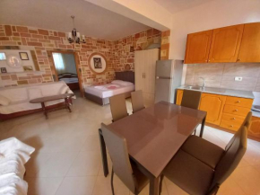 White Stone Apartment